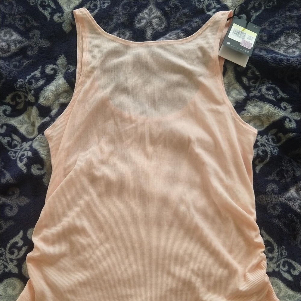 NWT!!! Nike Low Back Peach/Pink Training Bra Top Size S